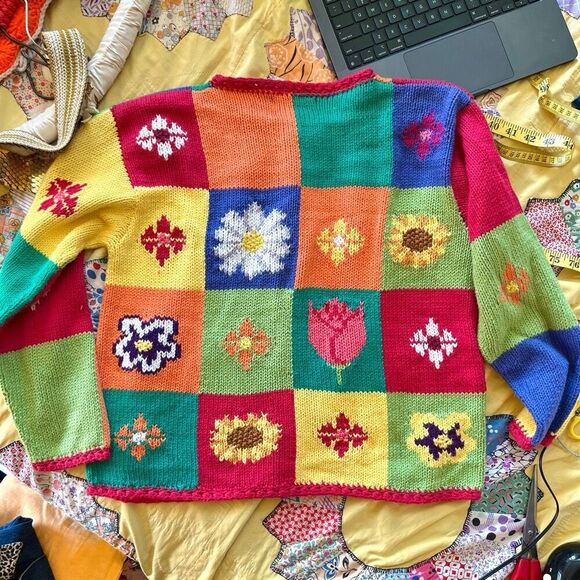 Vintage 90s Rey Wear Hand-Knitted Floral Patchwork Cardigan – 100% Cotton - Picture 6 of 7